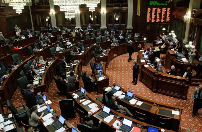 Central Illinois lawmakers react to Pritzker’s budget address – Herald & Review