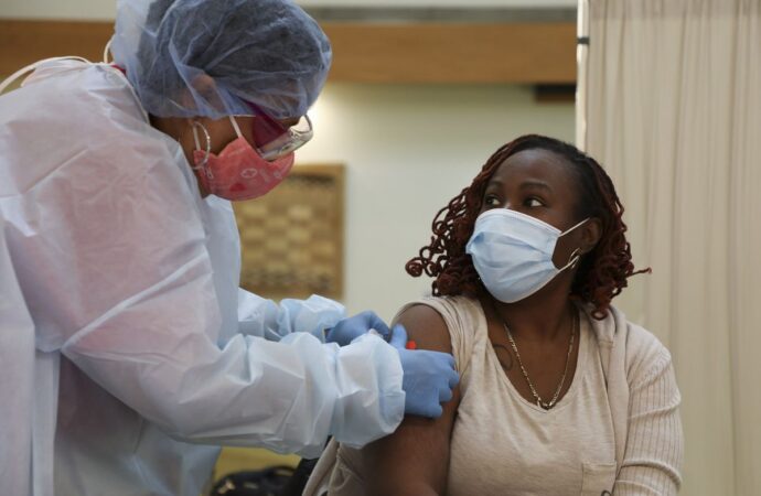 Coronavirus in Illinois updates: Here’s what happened Feb. 19 with COVID-19 in the Chicago area – Chicago Tribune