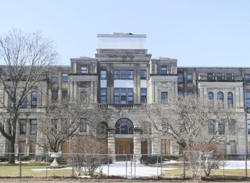 Federal government wants tour of old Rock Island County courthouse, but county won’t allow it – Quad City Times