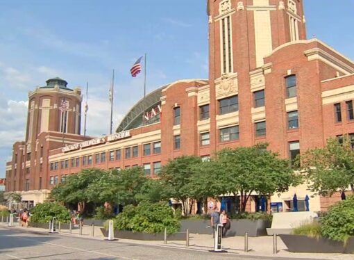 State Sen. Bill Cunningham joins Better Government Association fight to make Navy Pier Chicago documents public through FOIA – WLS-TV