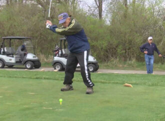 100-year-old Illinois golfer says the secret to longevity is not to worry – KTVI Fox 2 St. Louis