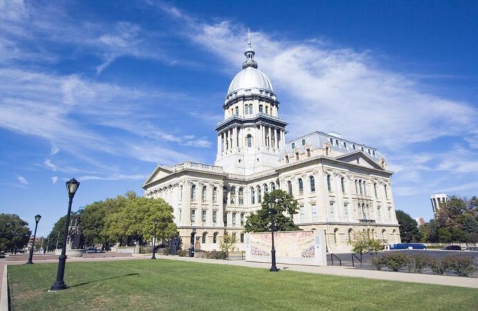 Illinois’ revenue revised up more than $2 billion this fiscal year, $792 million next fiscal year – The Center Square