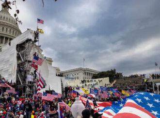 Active-Duty Marine Corps Major Charged In Capitol Riot – NPR Illinois