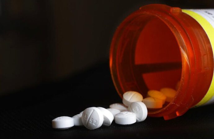 Survey shows a majority wants less red tape with prescription drugs – Greater Milwaukee Today
