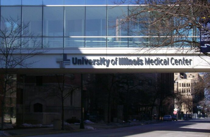 University of Illinois looking to buy former Mercy clinic – Crain’s Chicago Business