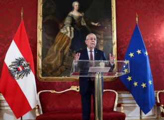 Austrian President Demands Government Regains Trust | WGN Radio 720 – Illinoisnewstoday.com