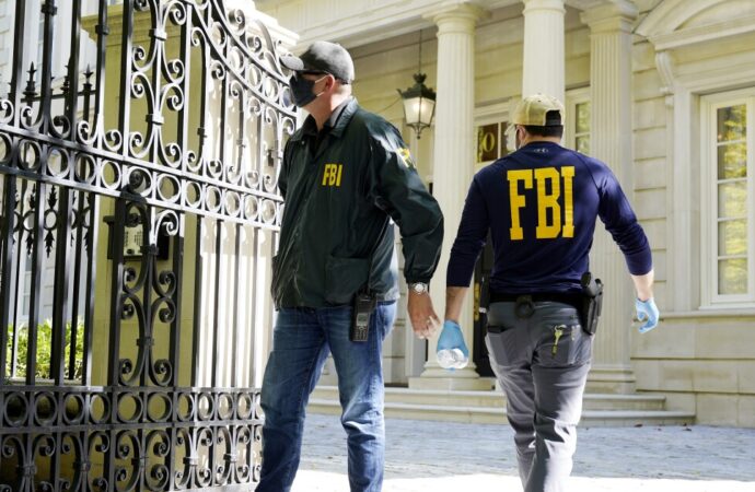 The FBI searched a Washington, D.C., residence linked to a prominent Russian oligarch – NPR Illinois